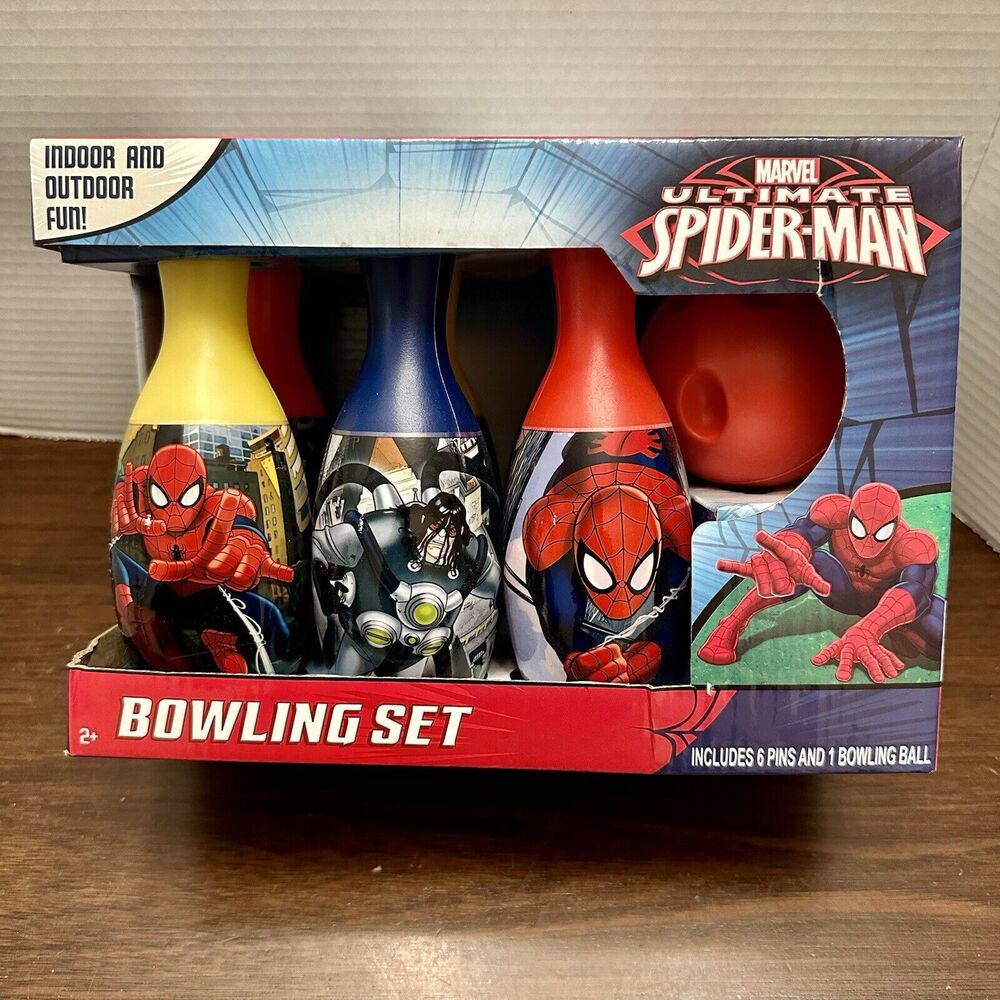 Marvel Ultimate Spider-Man Bowling Set Toy Gift Set For Kids Indoor Outdoor
